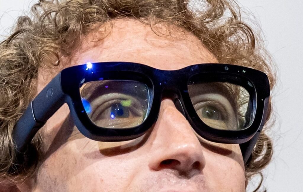 Meta to Launch Camera-Free AI Glasses